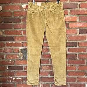 Levi's NWT women's corduroy‎ boyfriend jeans size 29x30 mid-rise